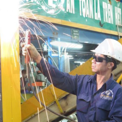 LẮP ĐẶT HỆ THỐNG TỜI NÂNG THỦY LỰC 5